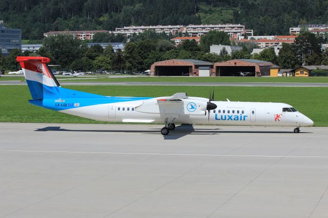 de Havilland Dash 8-400 (LX-LGE)