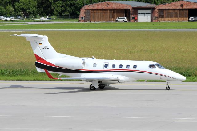Embraer Phenom 300 (D-CBBS)