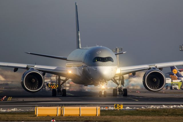 Airbus A350-900 (A7-ALA)