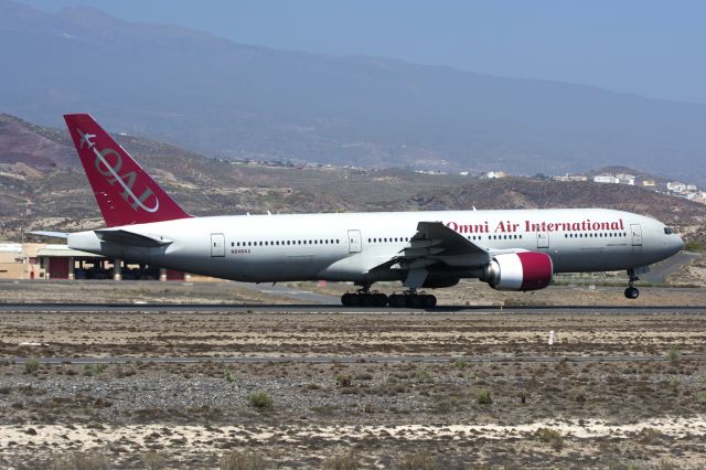 Boeing 777-200 (N846AX)