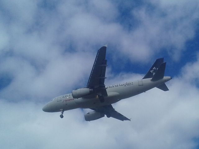 Airbus A319 (N522TA)