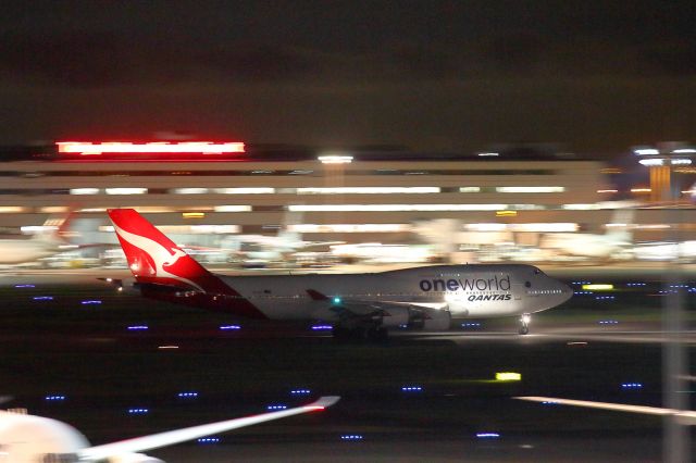 Boeing 747-400 (VH-OEF)