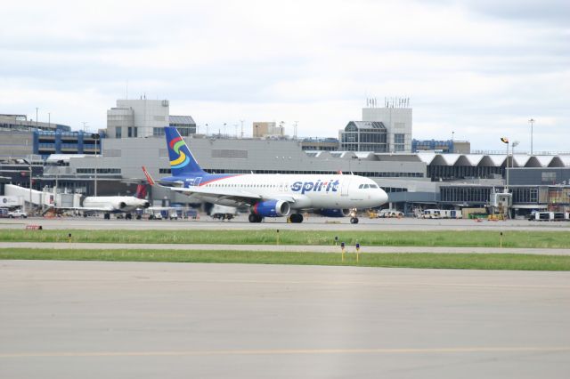 Airbus A320 (N633NK)