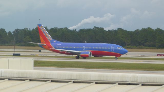 BOEING 737-300 (N346SW)