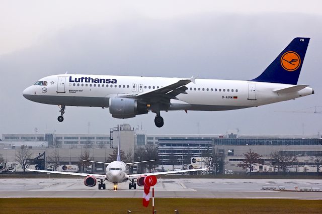 Airbus A320 (D-AIPM)
