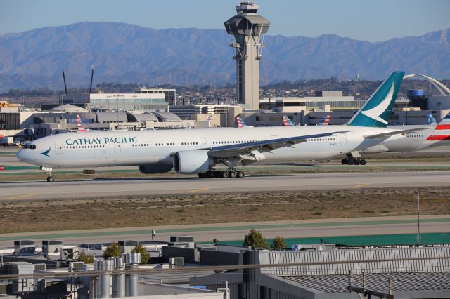 BOEING 777-300ER (B-KPZ)