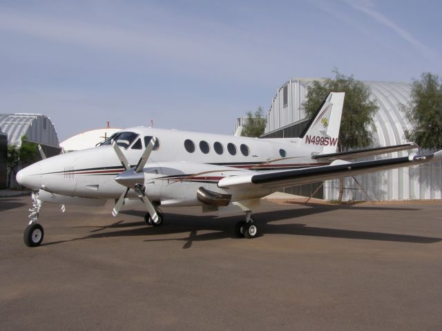 Beechcraft King Air 100 (N499SW)