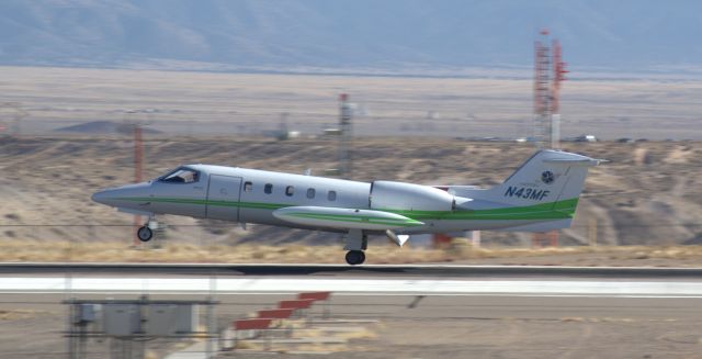 Learjet 35 (N43MF)