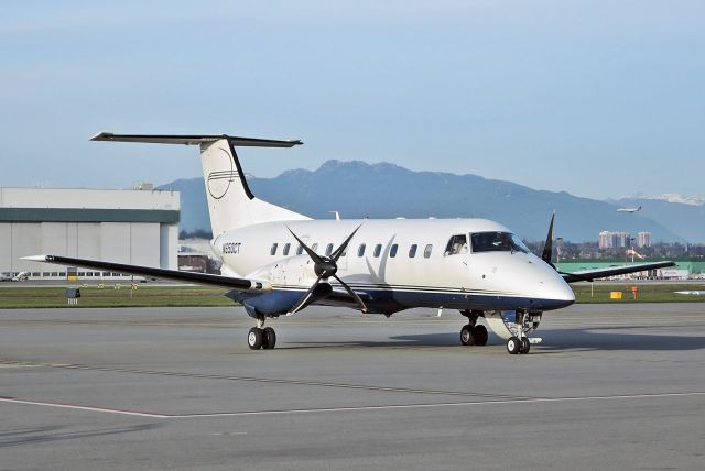 Embraer EMB-120 Brasilia (N650CT)