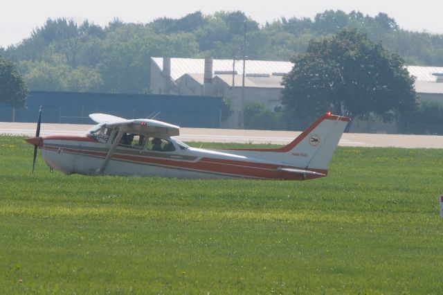 Cessna Skyhawk (N4976G)