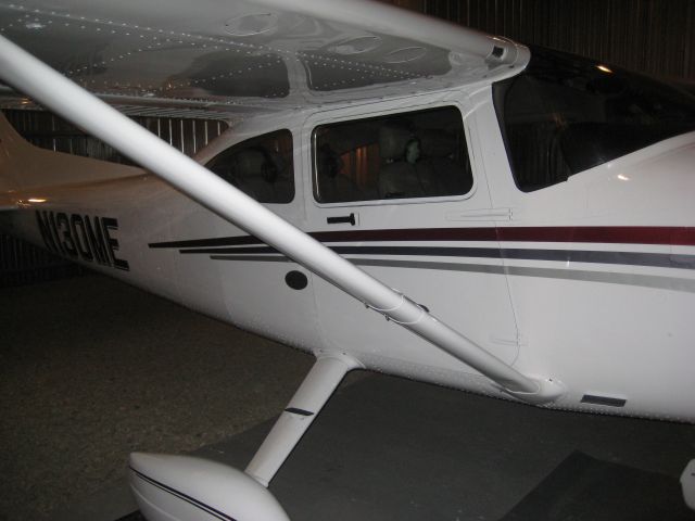 Cessna Skylane (N130ME) - In its hangar shortly after new paint.