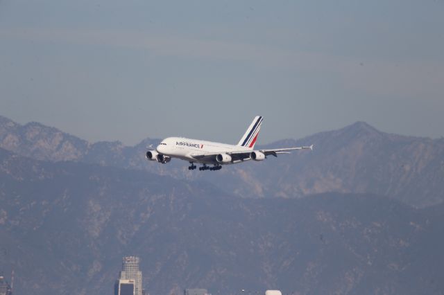 Airbus A380-800 (F-HPJE)