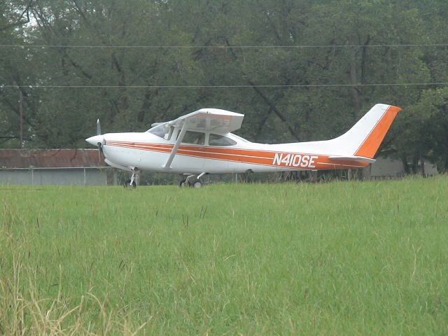 Cessna Skylane (N410SE)