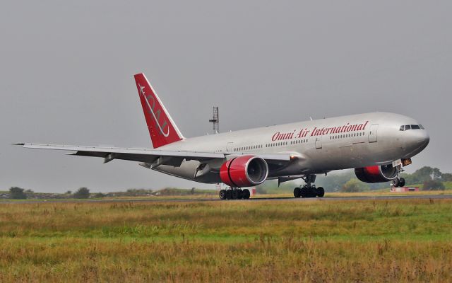 N918AX — - omni b777-2 n918ax landing at shannon 12/9/14.