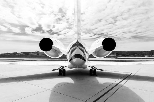Gulfstream Aerospace Gulfstream G650 (N650NY) - OLIVIER LECLERCQ aircraft N-650NY has a multitude of entertainment and state-of-the-art connectivity features with enhanced noise soundproofing which results in a super low average cabin noise reading of 43.9 DB Sil, making this aircraft the quietest G650 in the entire fleet, if not the quietest aircraft in the world !