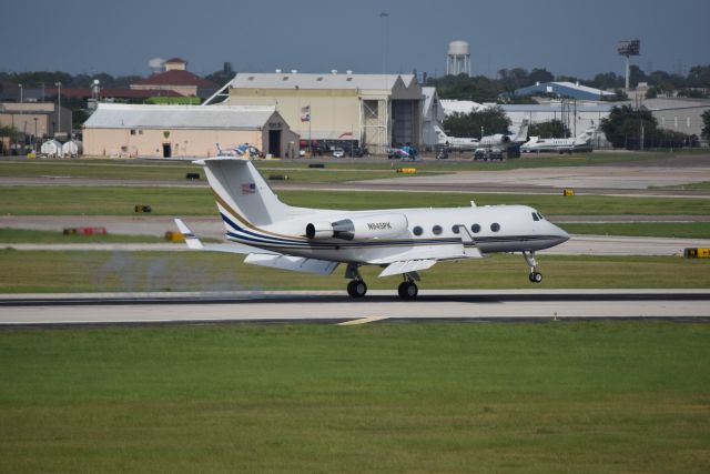 Gulfstream American Gulfstream 2 (N945PK) - 8/7/2016: A 1975 Gulfstream II landing on Runway 12R at KHOU. 