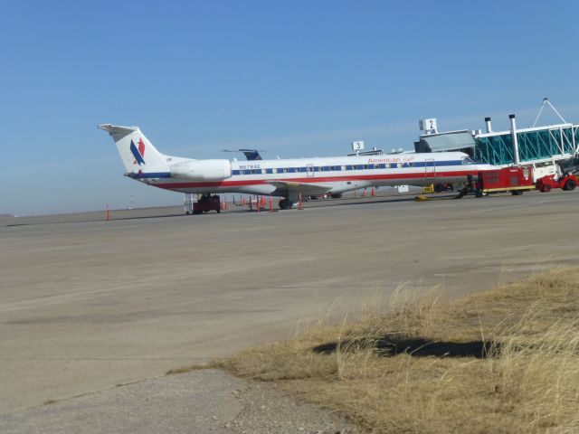 Embraer ERJ-145 (N678AE)