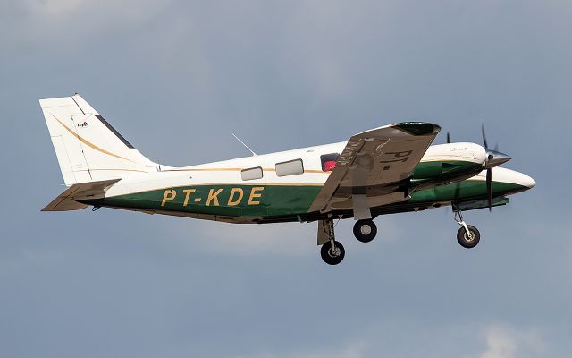 Piper Seneca (PT-KDE)