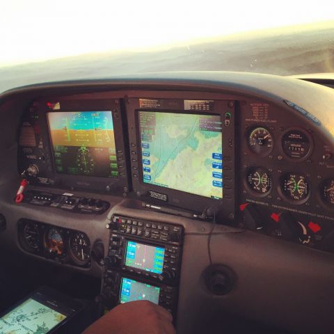 Cirrus SR-22 (N1663C) - Over the cajon pass on our way to KSMO