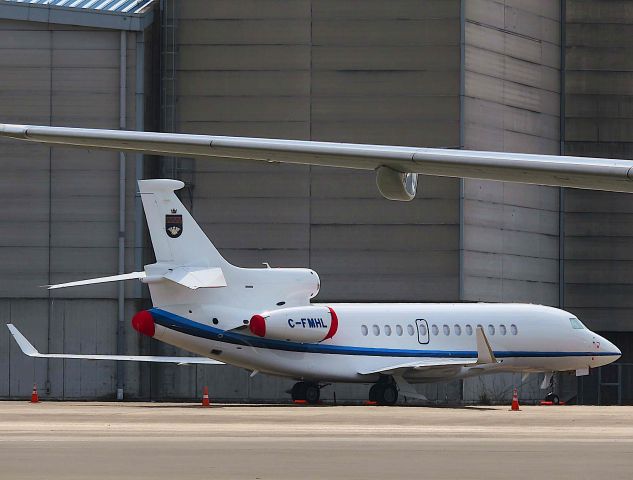 Dassault Falcon 7X (C-FMHL) - I took this picture on Apr 01, 2018.
