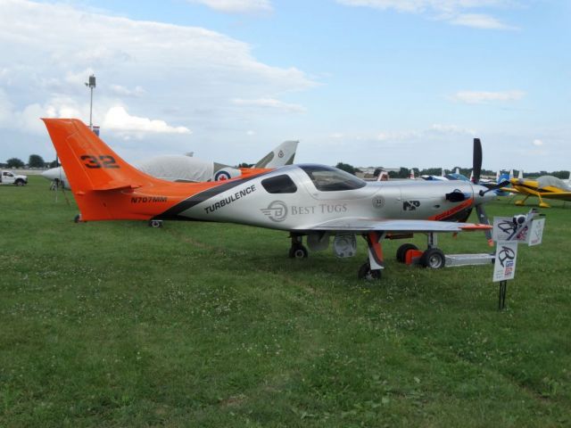 Lancair Legacy 2000 (N707MM)