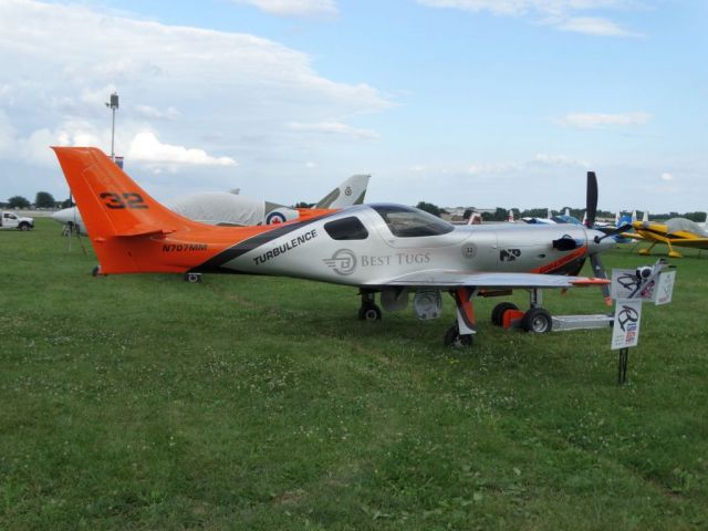 Lancair Legacy 2000 (N707MM)