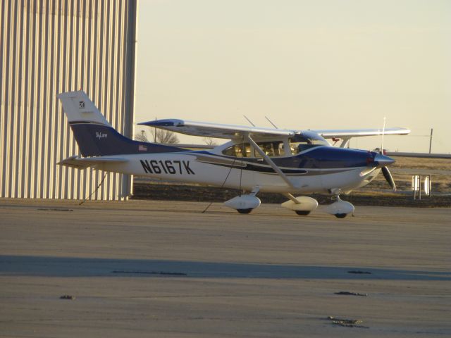 Cessna Skylane (N6167K)