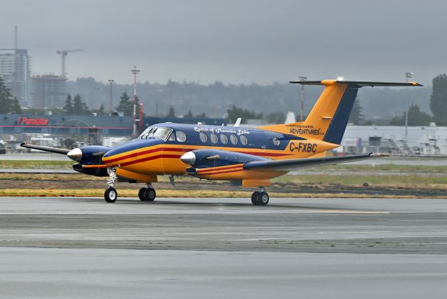 Beechcraft Super King Air 300 (C-FXBC)