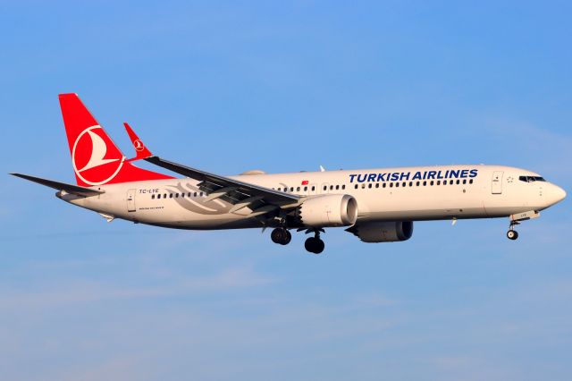 Boeing 737 MAX 9 (TC-LYE)