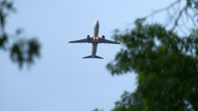 Boeing 737-900 (N75432)