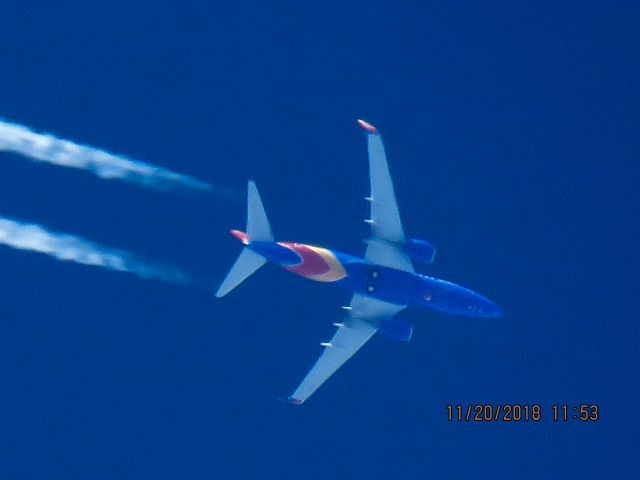 Boeing 737-700 (N720SW)