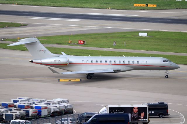 BOMBARDIER BD-700 Global 7500 (9H-VIE)