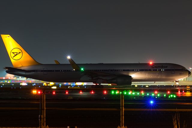 BOEING 767-300 (D-ABUM) - Achim