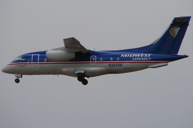 Fairchild Dornier 328 (N367SK)