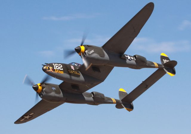 Lockheed P-38 Lightning (N138AM) - Valle, AZ