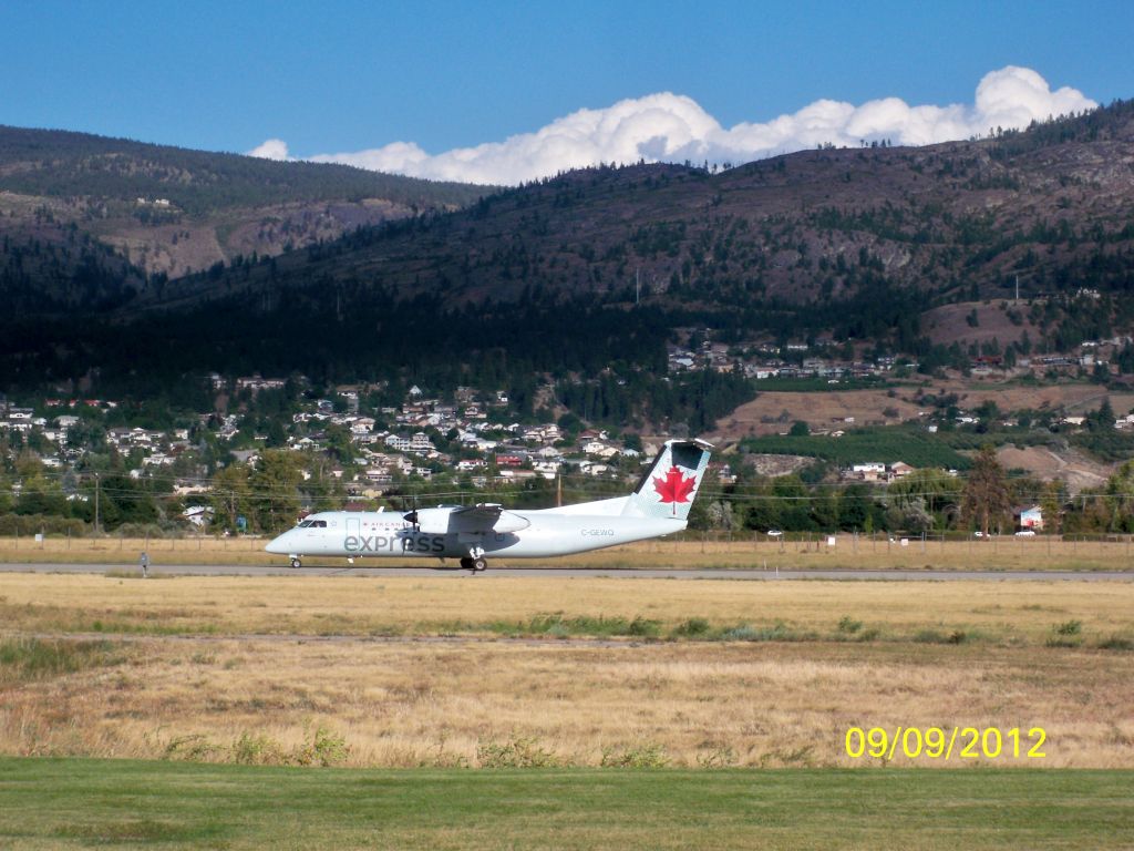 de Havilland Dash 8-400 (C-GEWQ) - PENTICTON REGIONAL AIRPORT CANADA - REGULAR AIR CANADA EXPRESS - DASH 8-300 SERVICE