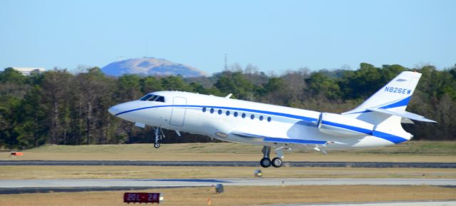 Dassault Falcon 2000 (N826EW)