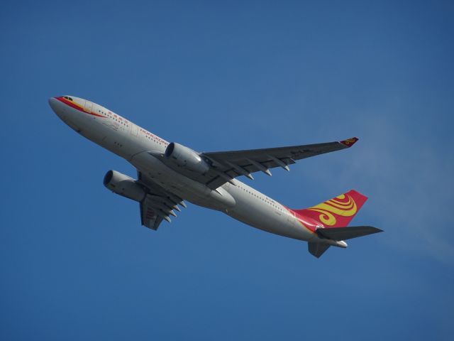 Airbus A330-200 (B-LNL)
