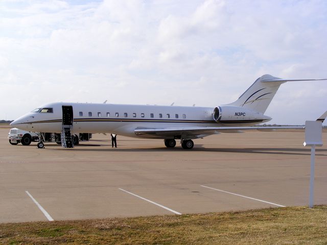 Bombardier Global Express (N3PC) - Jan and Paul Crouchs of Trinity Broadcasting Network (ministries) private ride.