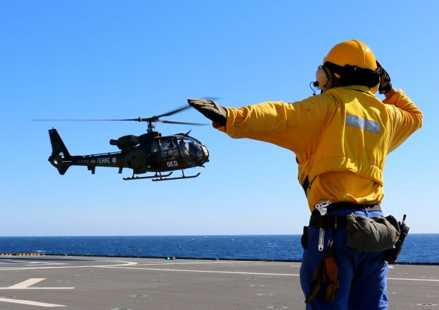 — — - PHA DIXMUDE - FRENCH NAVY - MEDITERANEAN SEA