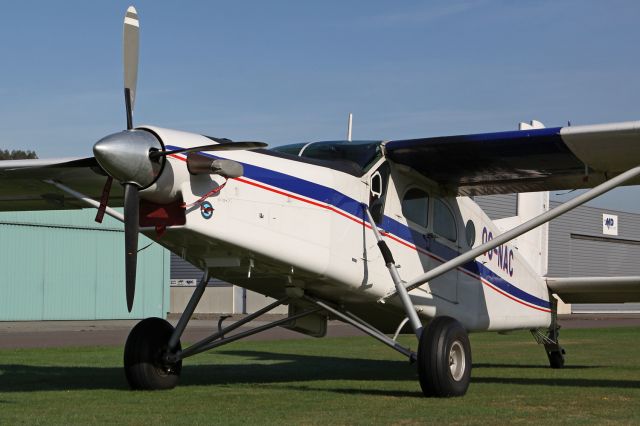 Pilatus PC-6B Turbo-Porter (OO-NAC)