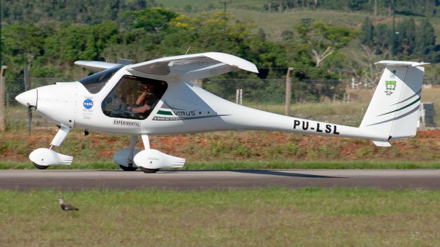 Unknown/Generic Microlight aircraft (PU-LSL)