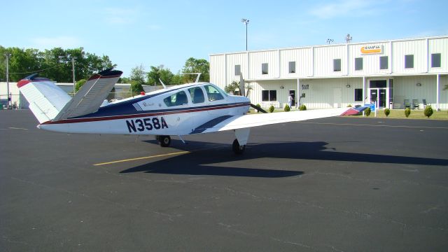 Beechcraft 35 Bonanza (N358A)