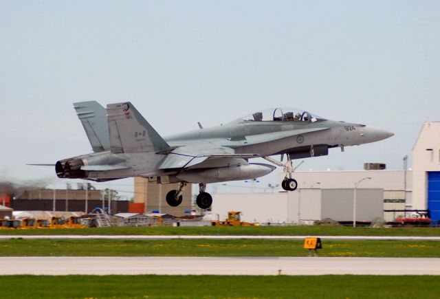 — — - McDonnell Douglas F-18 Hornet