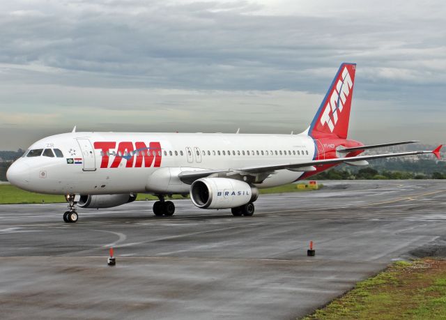 Airbus A320 (PT-MZR) - 1992 - ZS-SHE - South African Airwaysbr /2001 - PT-MZR - TAM Linhas Aéreasbr /2014 - scrapped aircraft