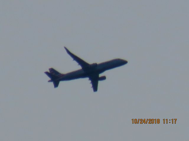 Embraer 175 (N231AN)