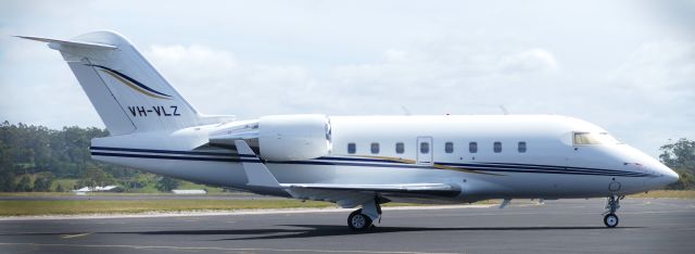 Canadair Challenger (VH-VLZ)