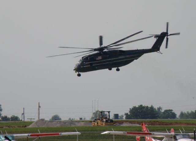 Sikorsky MH-53E Sea Dragon (MXA165246) - An HMX-1 CH-53E takes-off from Blue Grass Airport (KLEX)...