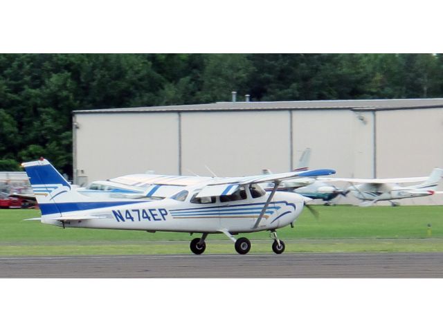 Cessna Skyhawk (N474EP)