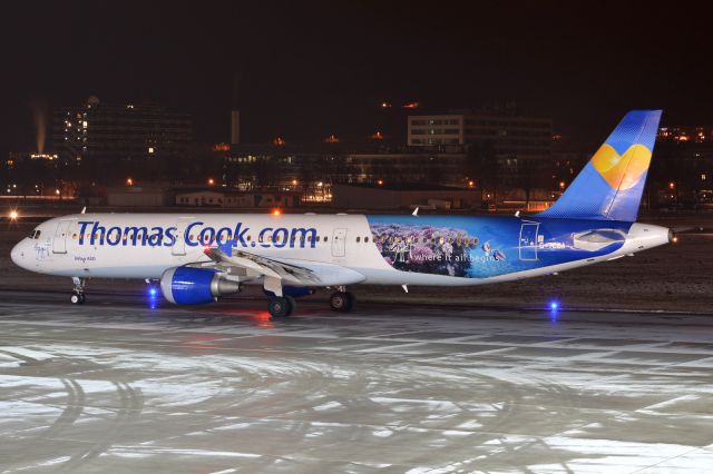 Airbus A321 (G-TCDA)
